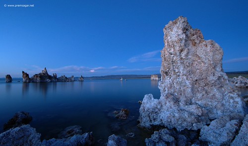 Tufa's @ Monolake after sunset!